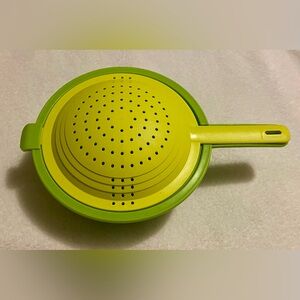 Green and Yellow Kitchen Strainer